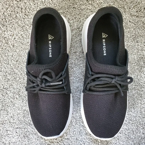 NWOT Women's Sz 7 Ripzpne Waterproof shoes - Picture 3 of 4